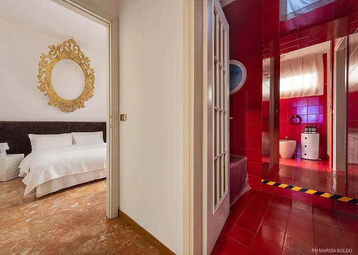 דירה Billie's Flat Red - Art & Design In Historic Centre