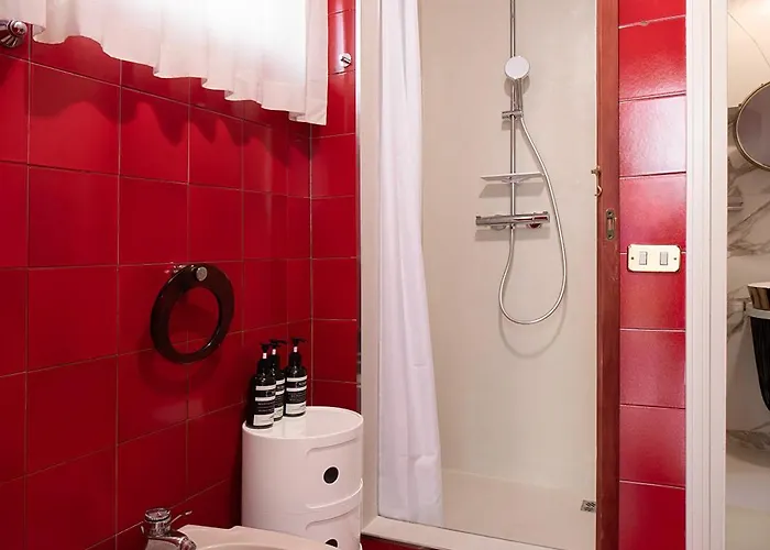 Billie's Flat Red - Art & Design In Historic Centre דירה *
