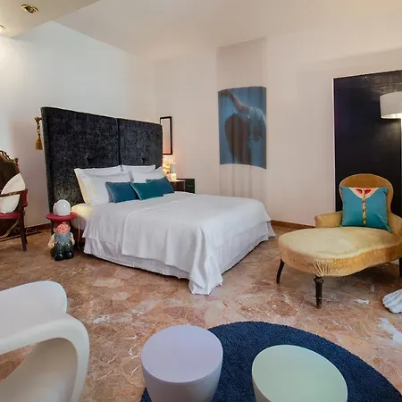 Billie's Flat Red - Art & Design In Historic Centre Werona