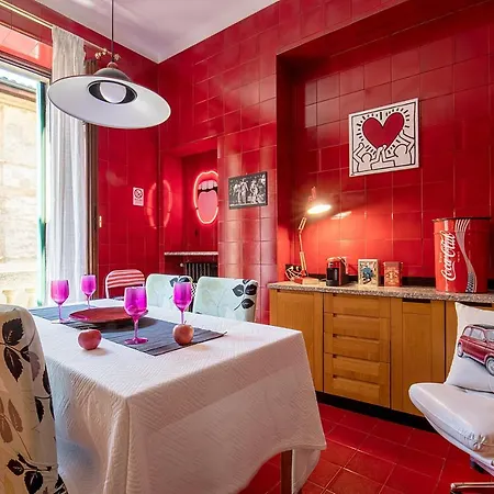 Billie's Flat Red - Art & Design In Historic Centre *